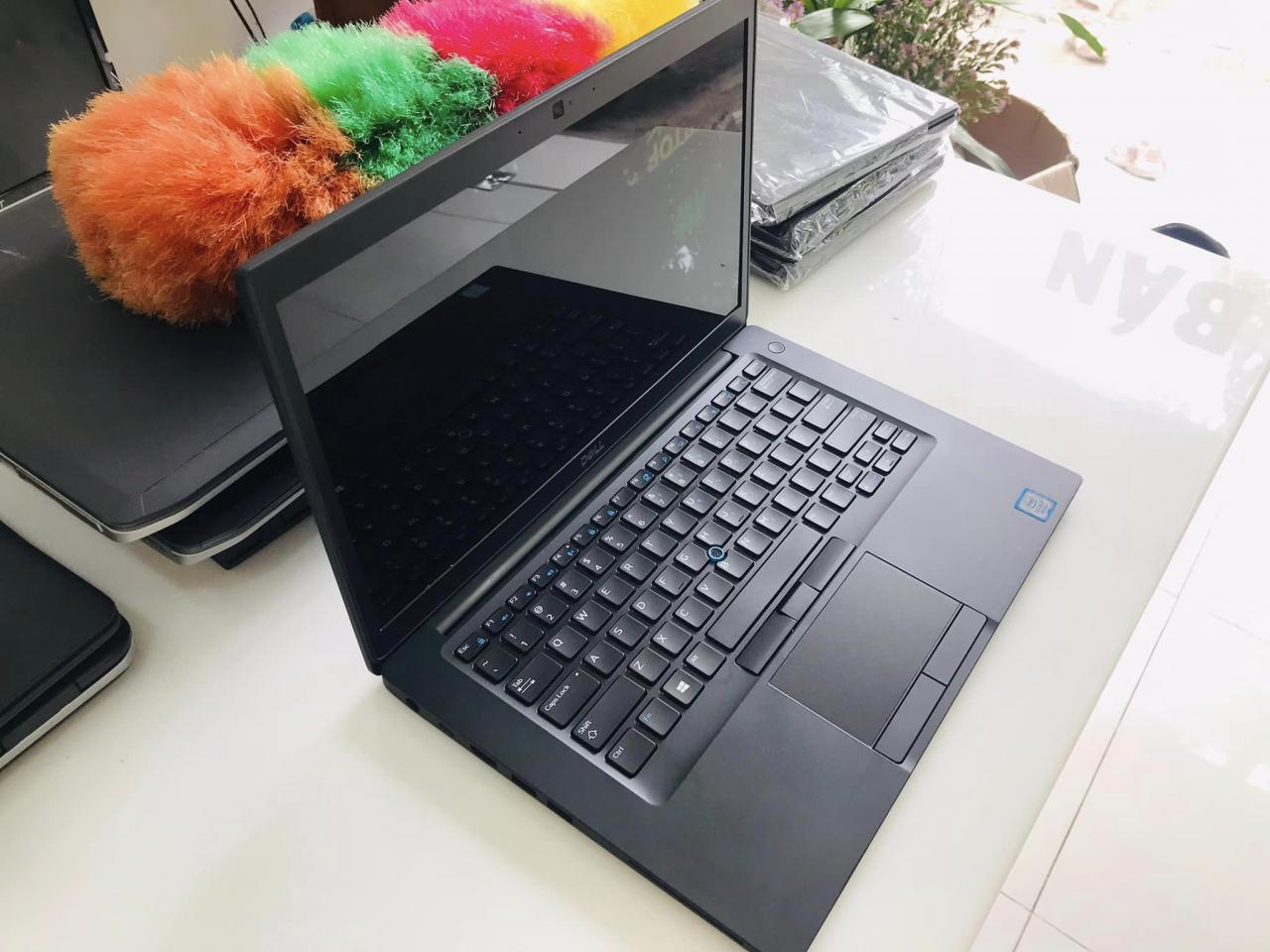 dell 7490 i7 laptopnhap